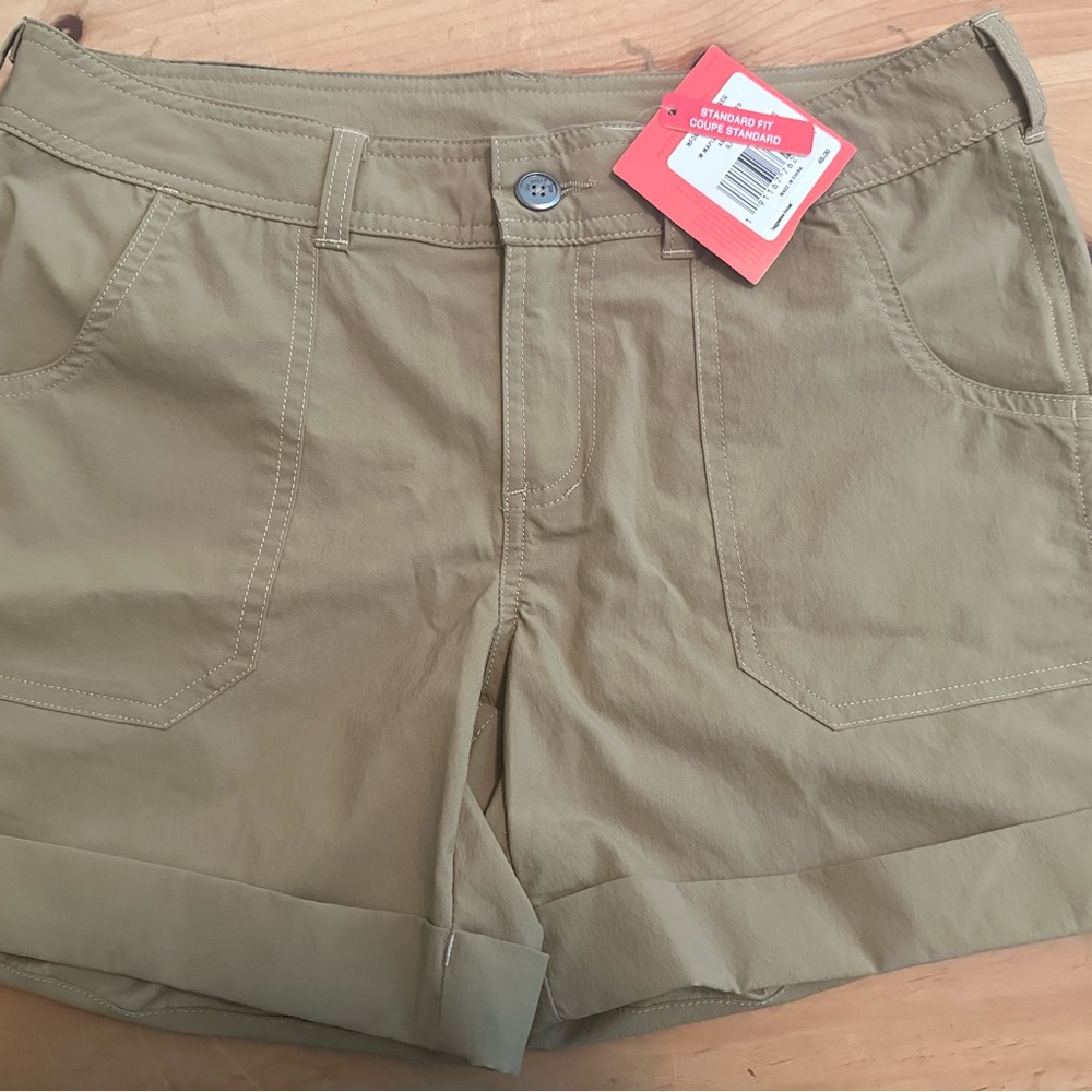 The North Face Women's Cargo Shorts in Tan
